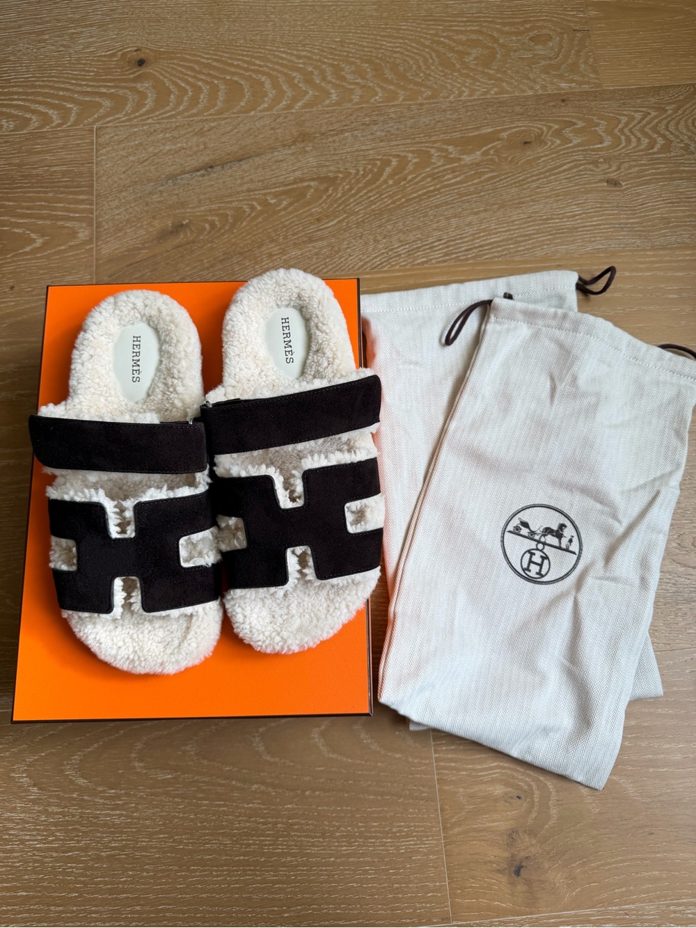 Hermès Chypre Shearling Sandals in Marron Ebene / Ecru